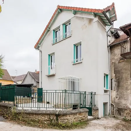 Alojamento de Acomodação e Pequeno-almoço Maison Briarde à 5 Minutes De Disneyland Bmyguest Coupvray